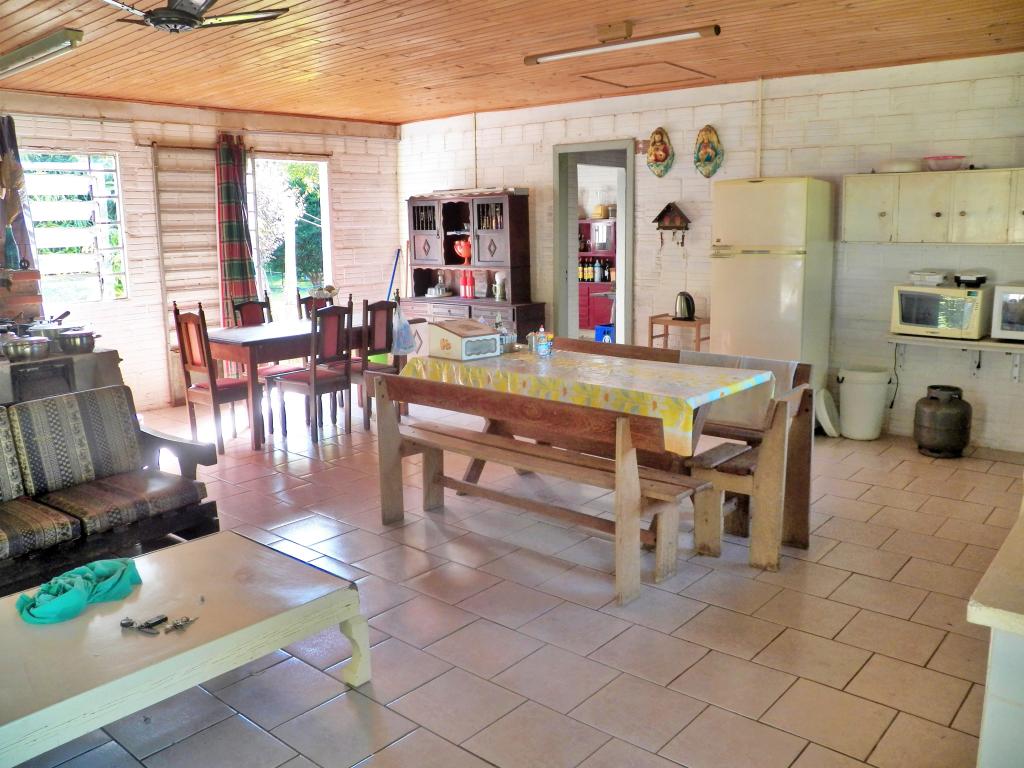 ÁREA DE TERRAS ART1025084