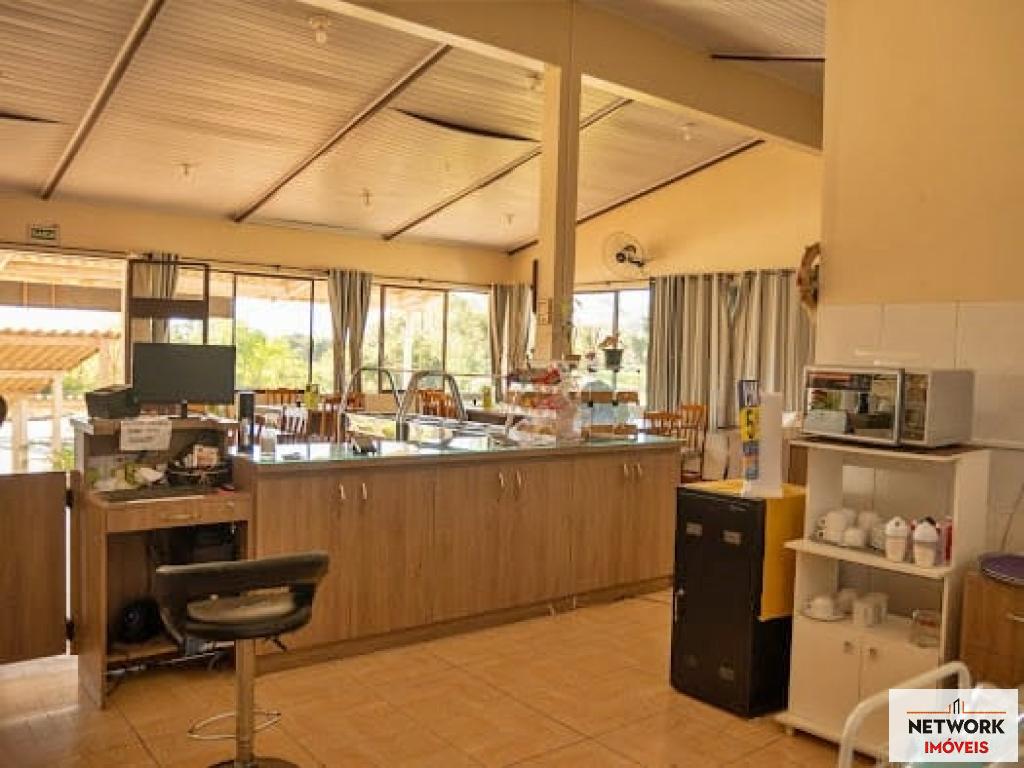 PRÉDIO COMERCIAL E RESIDENCIAL PCR1146305