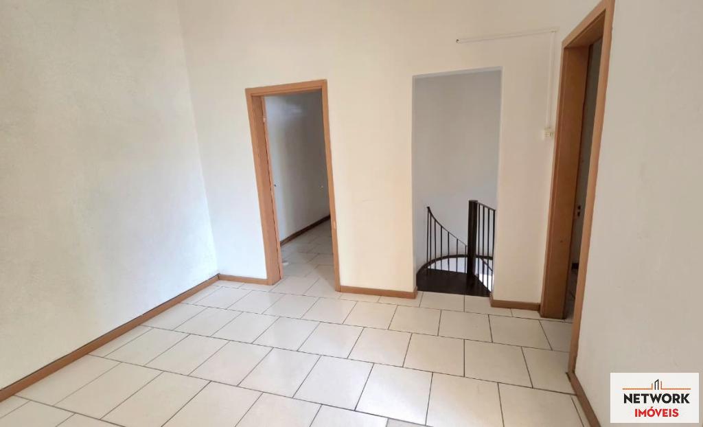PRÉDIO COMERCIAL E RESIDENCIAL PCR1127630