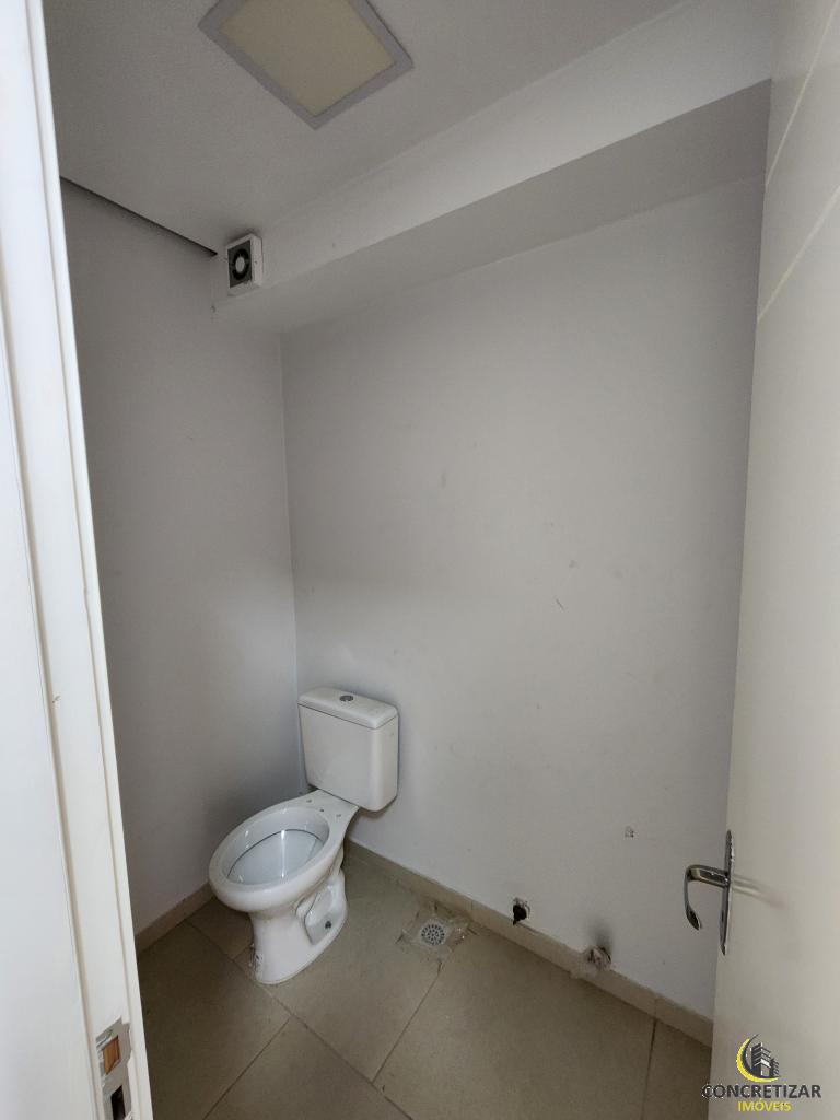 SALA COMERCIAL SUPERIOR SCS1329675