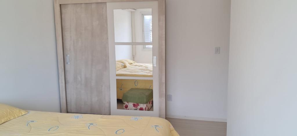 APARTAMENTO SEMI MOBILIADO APS1328596