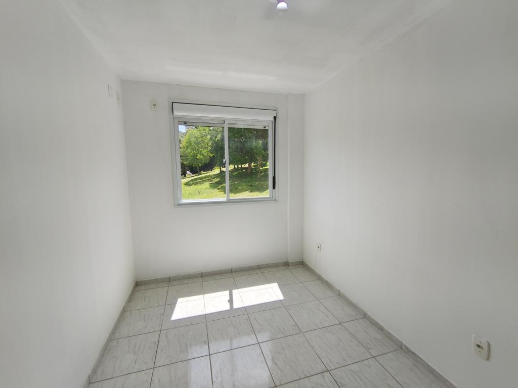 APARTAMENTO SEMI MOBILIADO APS1328909