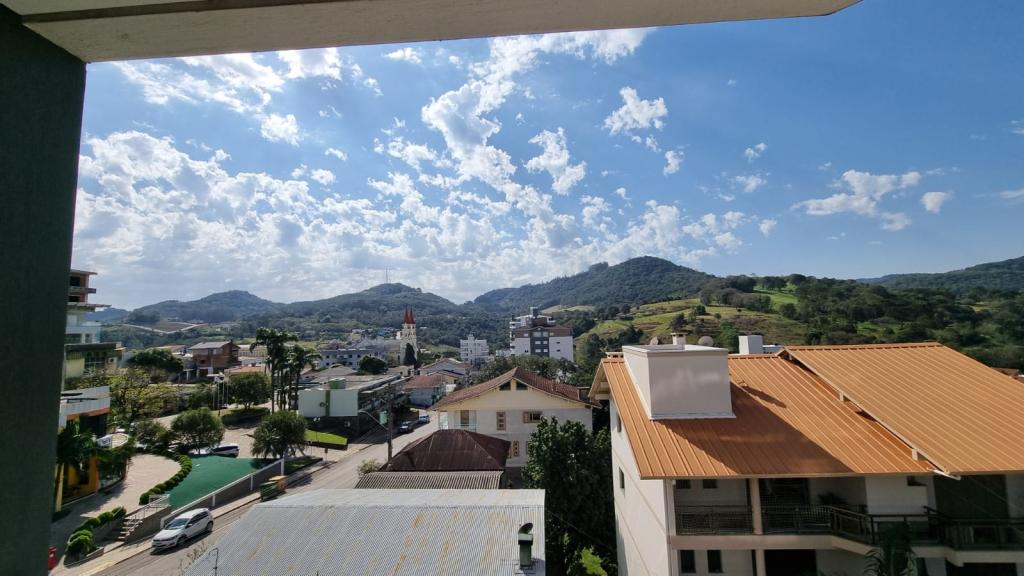 APARTAMENTO SEMI MOBILIADO APS1328555