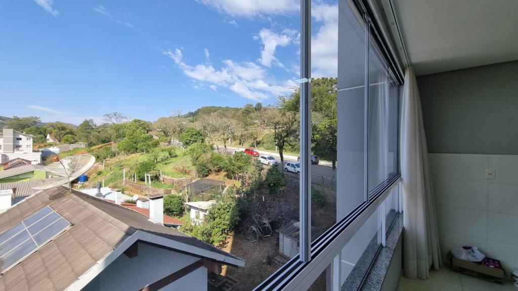 APARTAMENTO SEMI MOBILIADO APS1328555