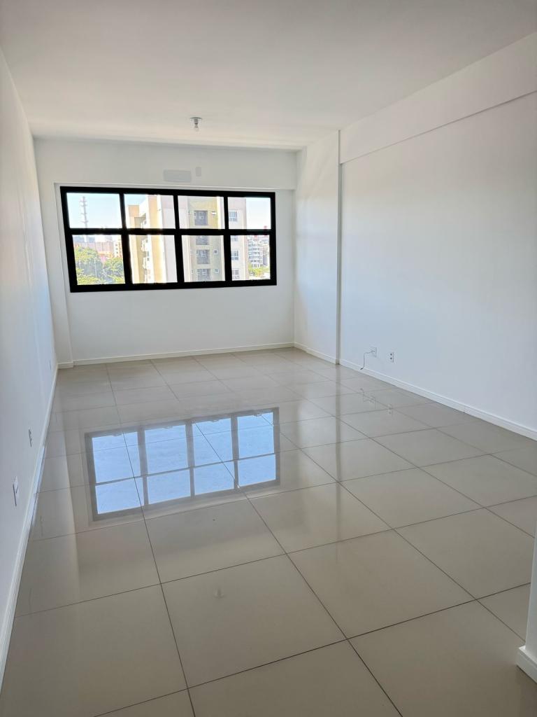 SALA COMERCIAL SAC56911G