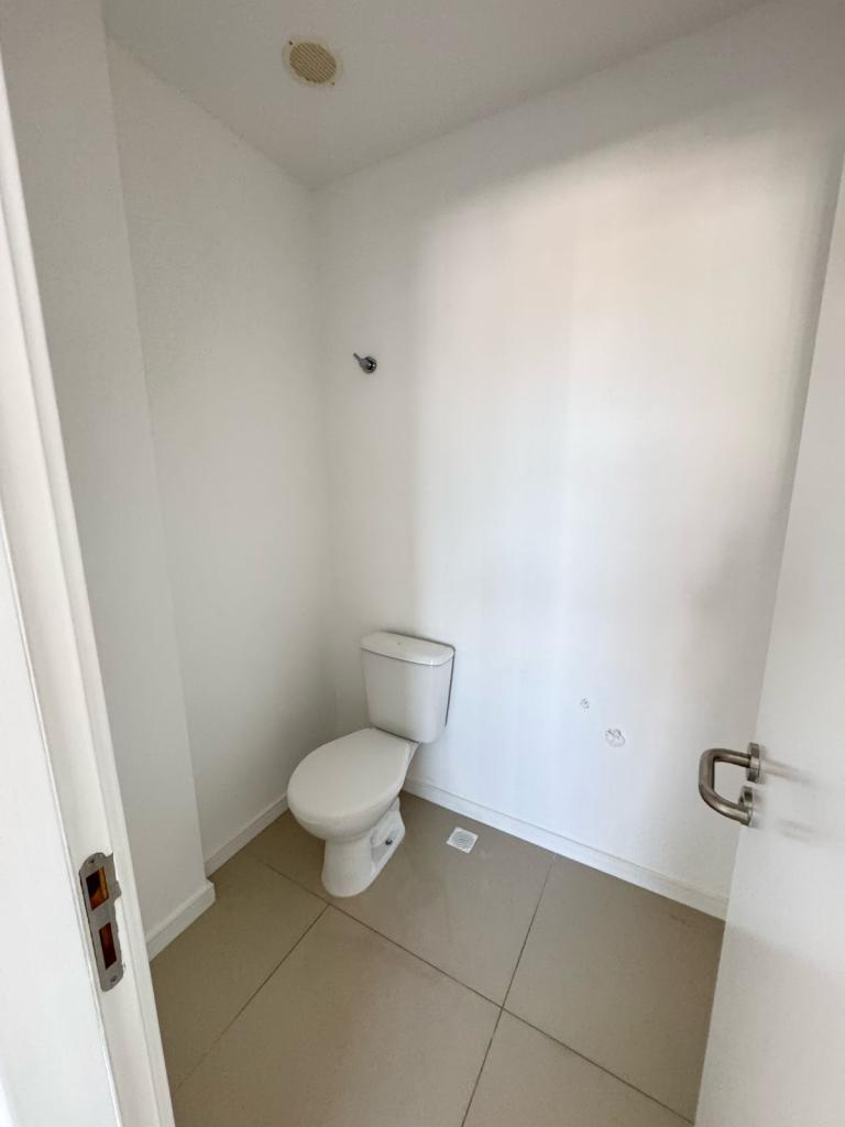 SALA COMERCIAL SAC56911G