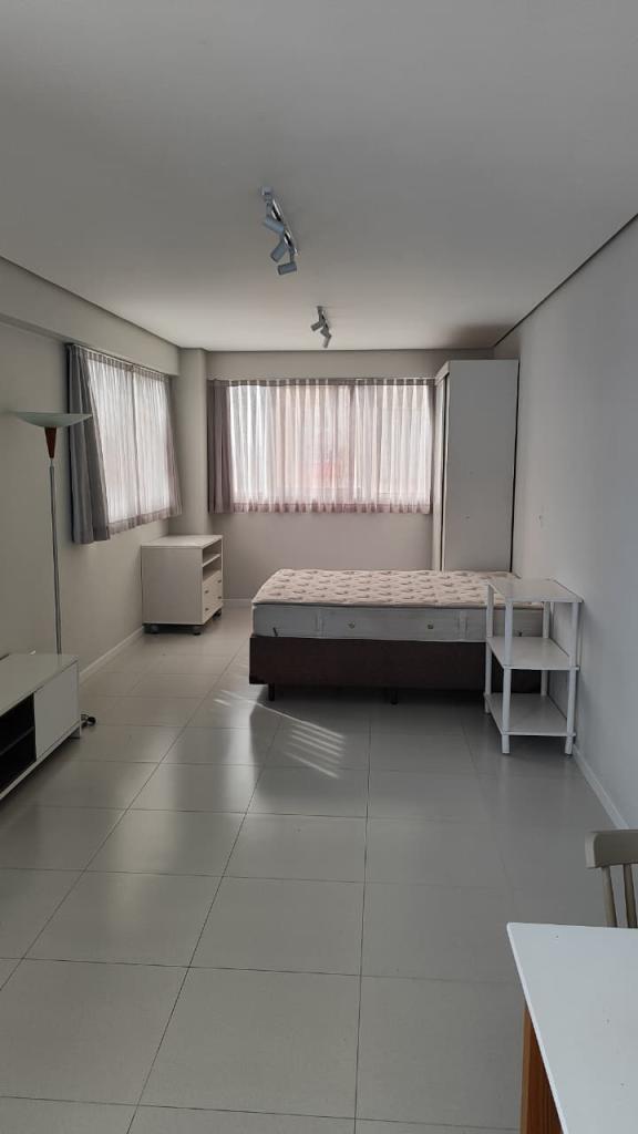 STUDIO STD56742G