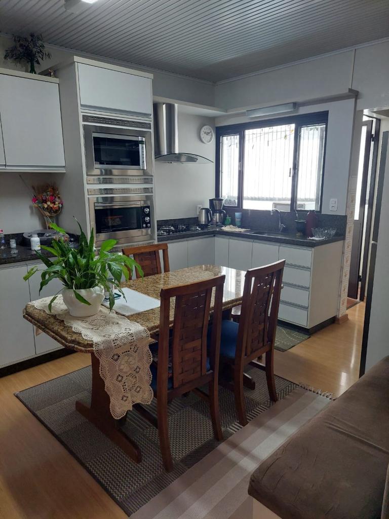 APARTAMENTO SEMI MOBILIADO APS1329017