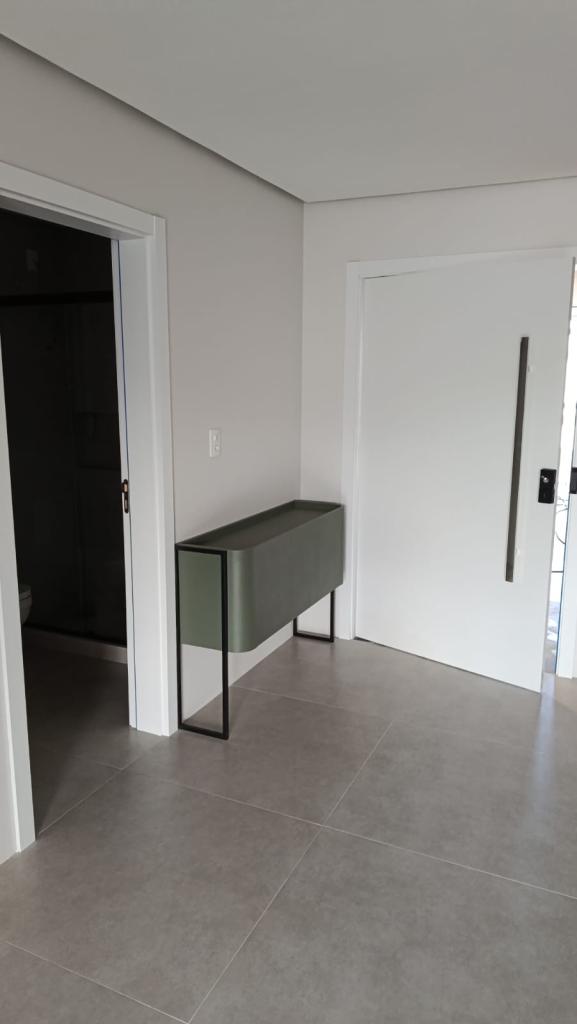APARTAMENTO SEMI MOBILIADO APS1329725