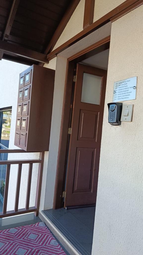 APARTAMENTO SEMI MOBILIADO APS1329735