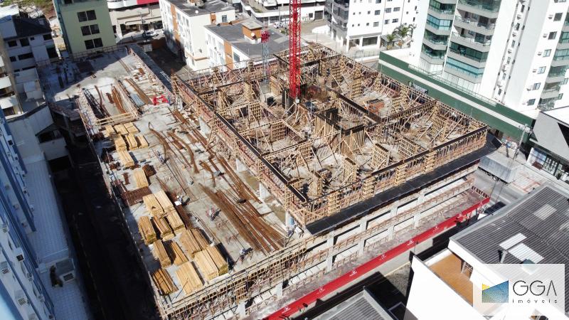 APARTAMENTO EM CONSTRUÇÃO APC1168595