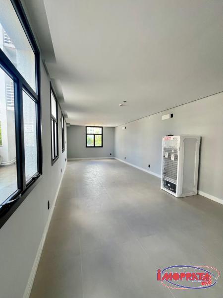 SALA COMERCIAL SUPERIOR