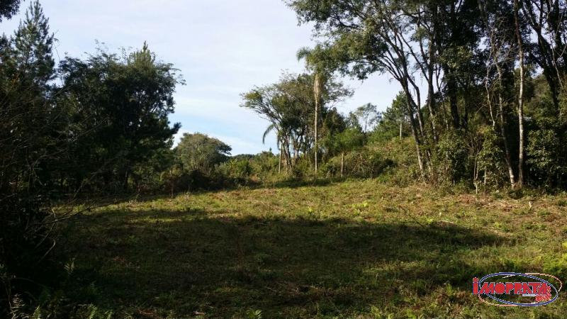 TERRENO EM CONDOMÍNIO