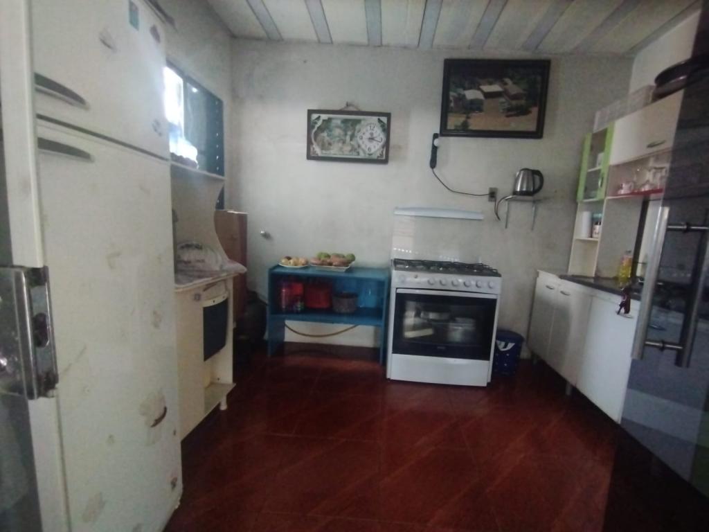 PRÉDIO COMERCIAL E RESIDENCIAL PCR52491G